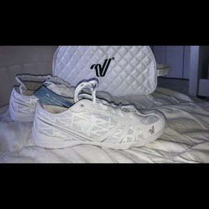 lastpass 3.0 cheer shoes